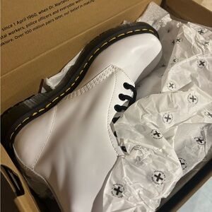 Dr. Martens White Leather Boots Women’s 8